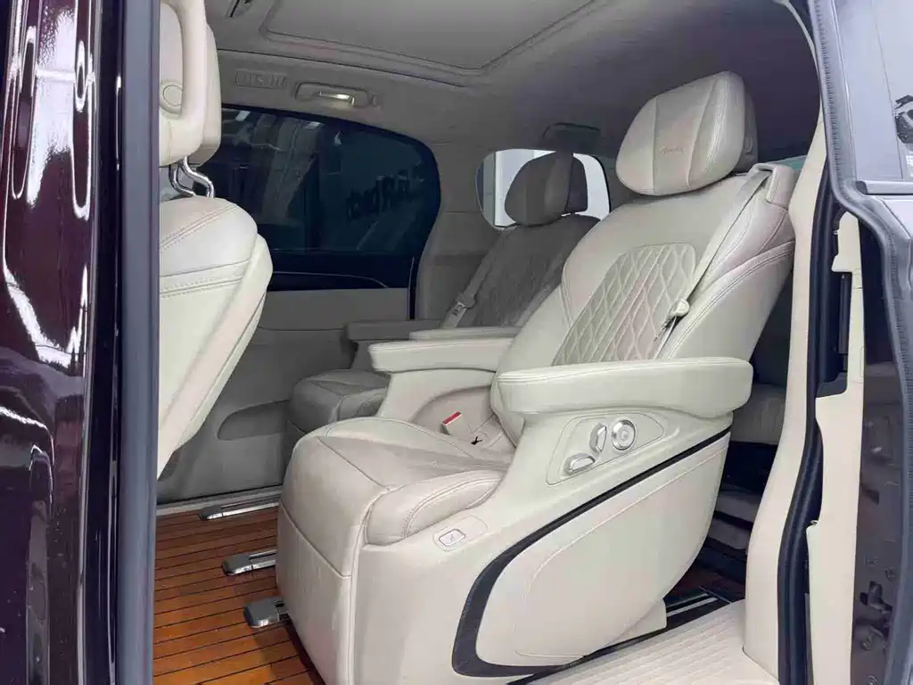 Buick GL8 2021