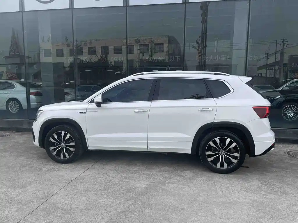Volkswagen Tharu 2021