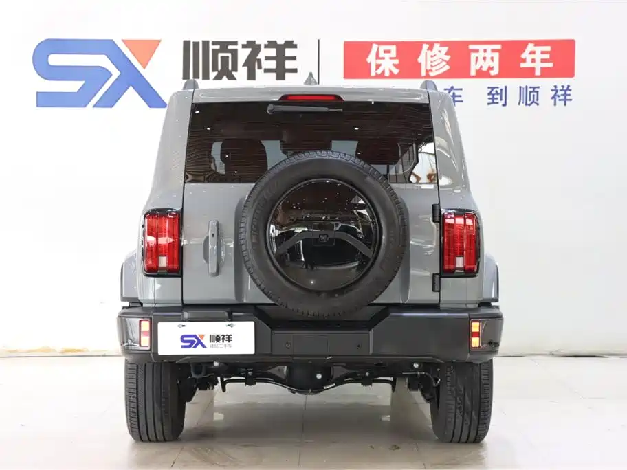 Tank 300 2022