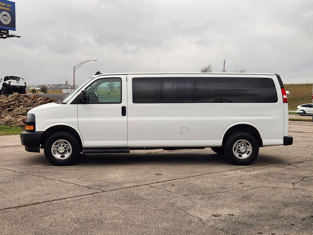 Chevrolet Express 2023