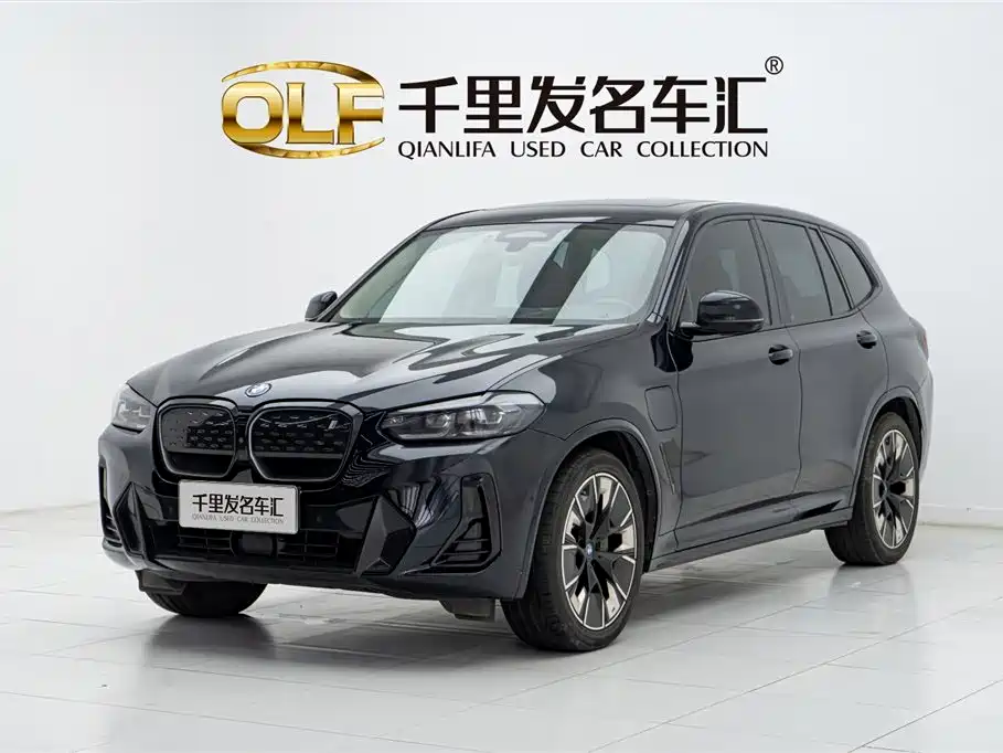 BMW iX3 2022
