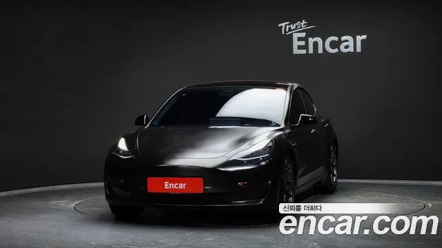 Tesla Model 3 2020