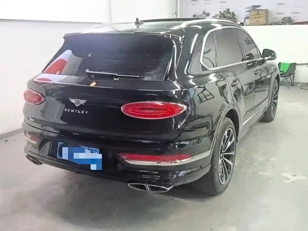 Bentley Bentayga 2021