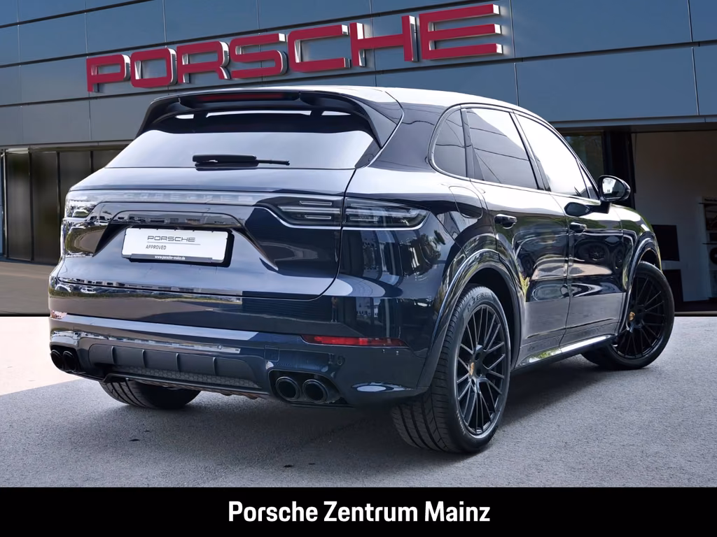 Porsche Cayenne 2023
