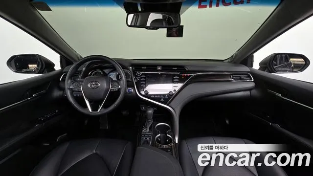 Toyota Camry 2020
