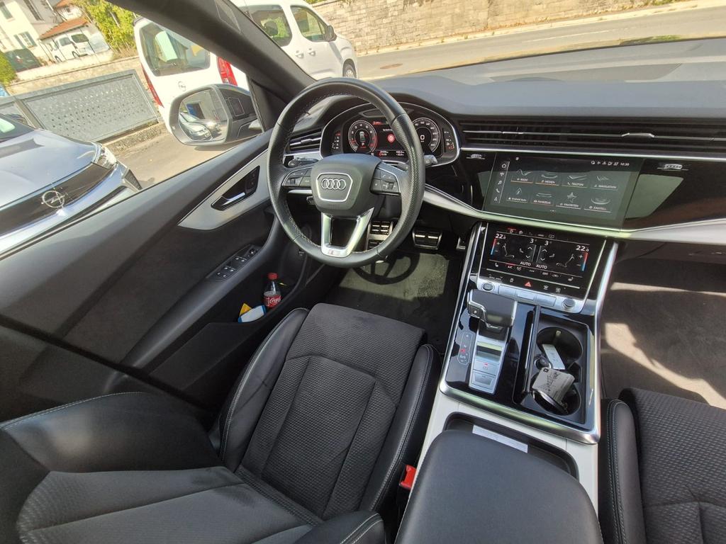 Audi Q8 2022