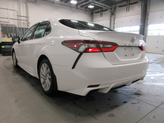 Toyota Camry 2021