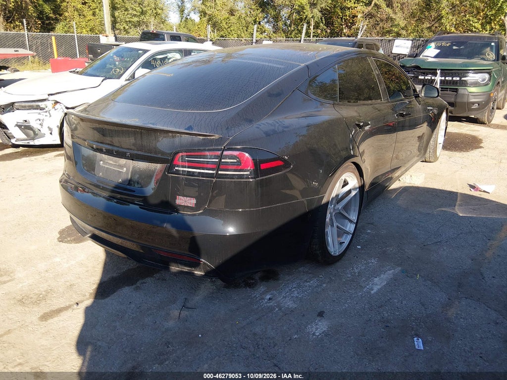 Tesla Model S 2023