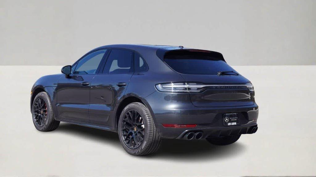 Porsche Macan 2021