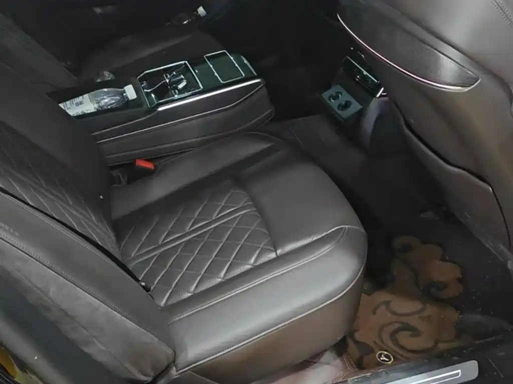 Audi A8 2022