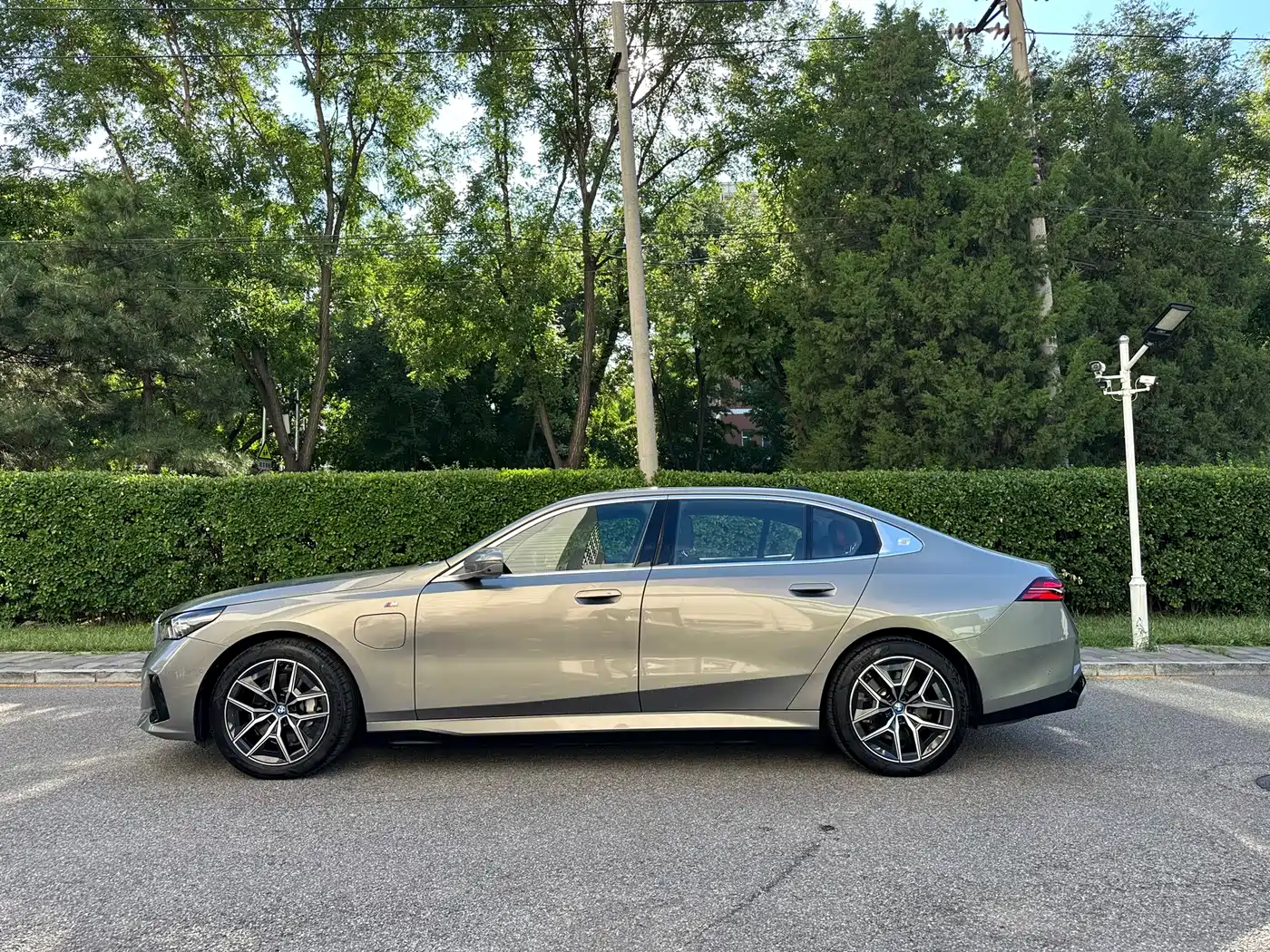 BMW i5 2024