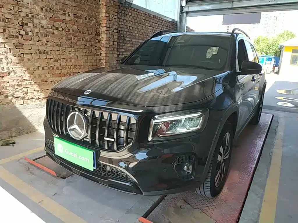Mercedes-Benz GLB 2024