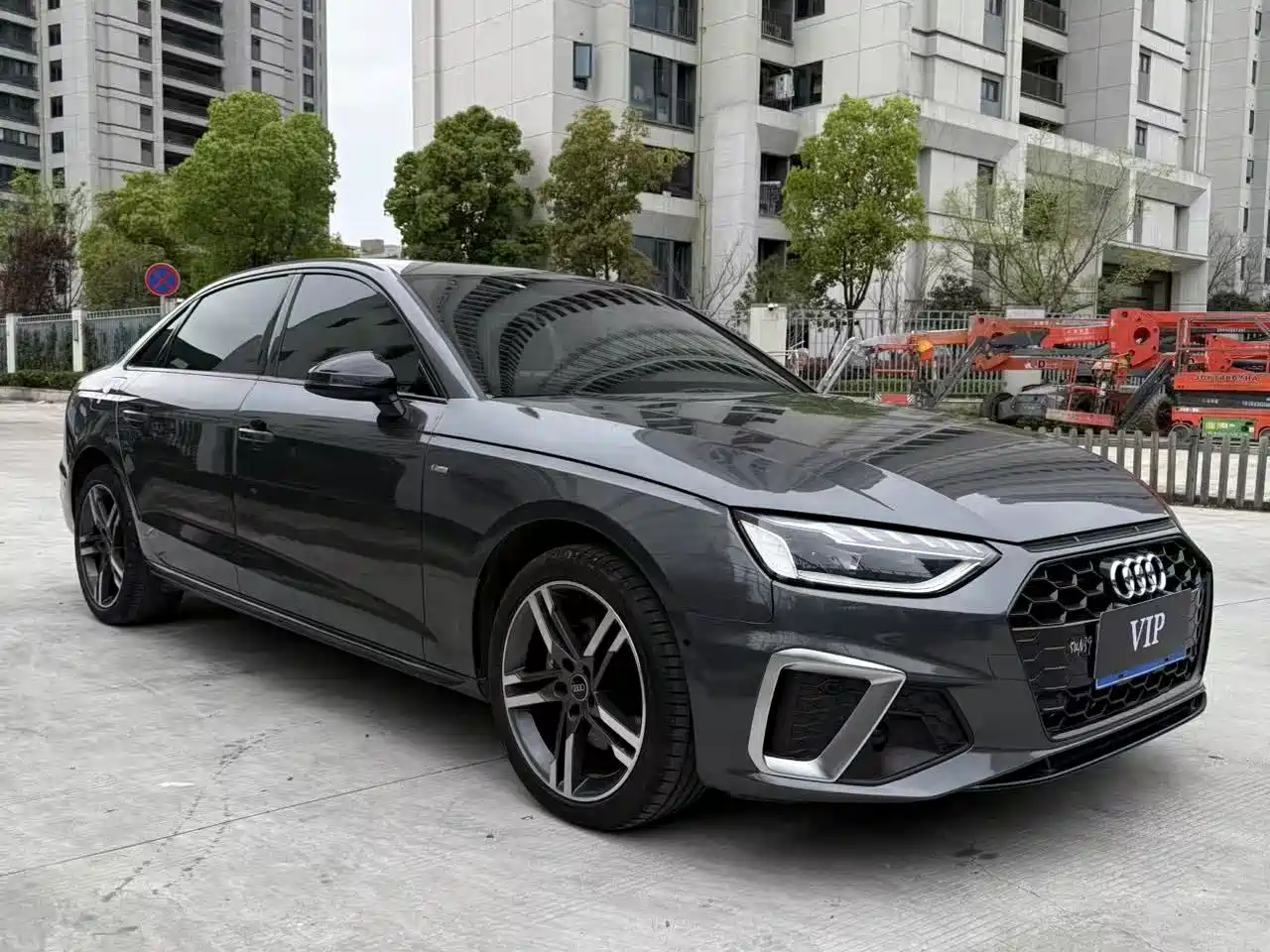 Audi A4 2023