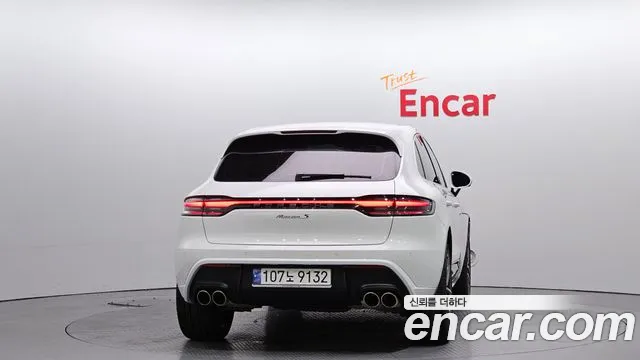 Porsche Macan 2024