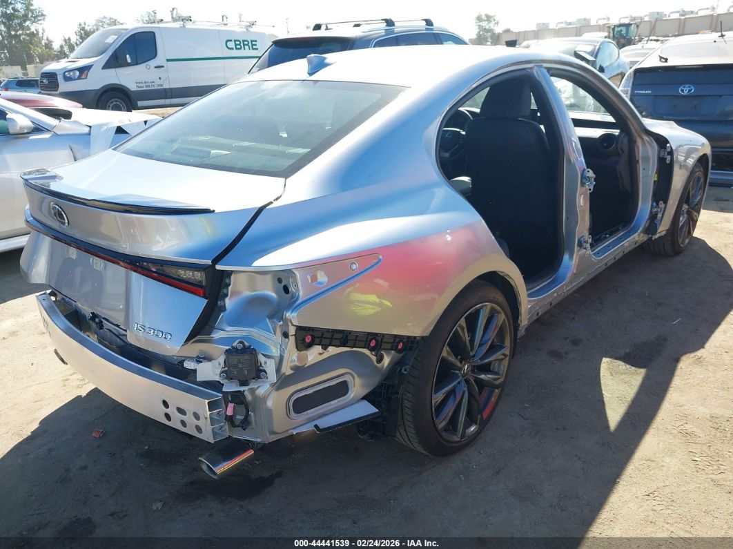 Lexus IS 300 2025