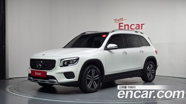 Mercedes-Benz GLB 2021