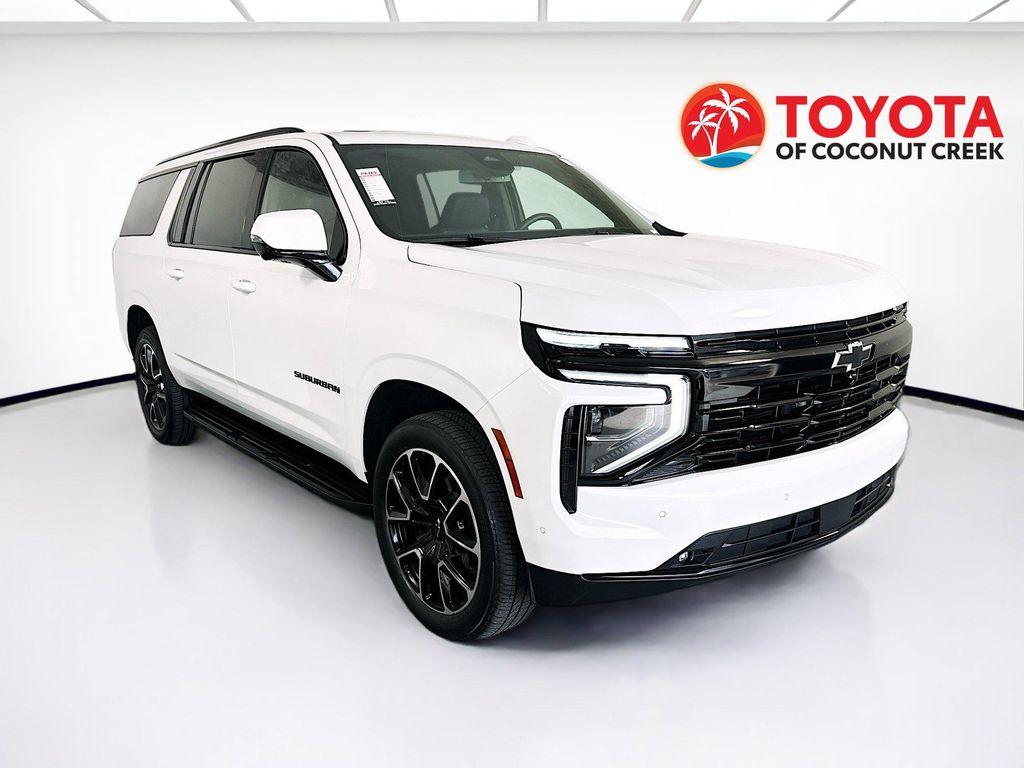 Chevrolet Suburban 2025