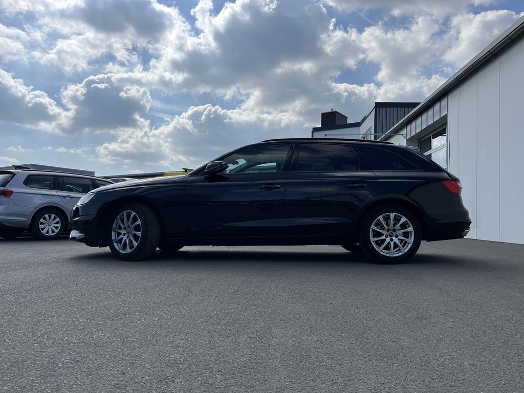 Audi A4 2022