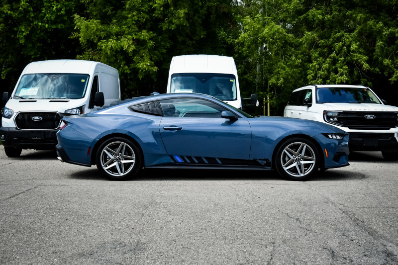 Ford Mustang 2024