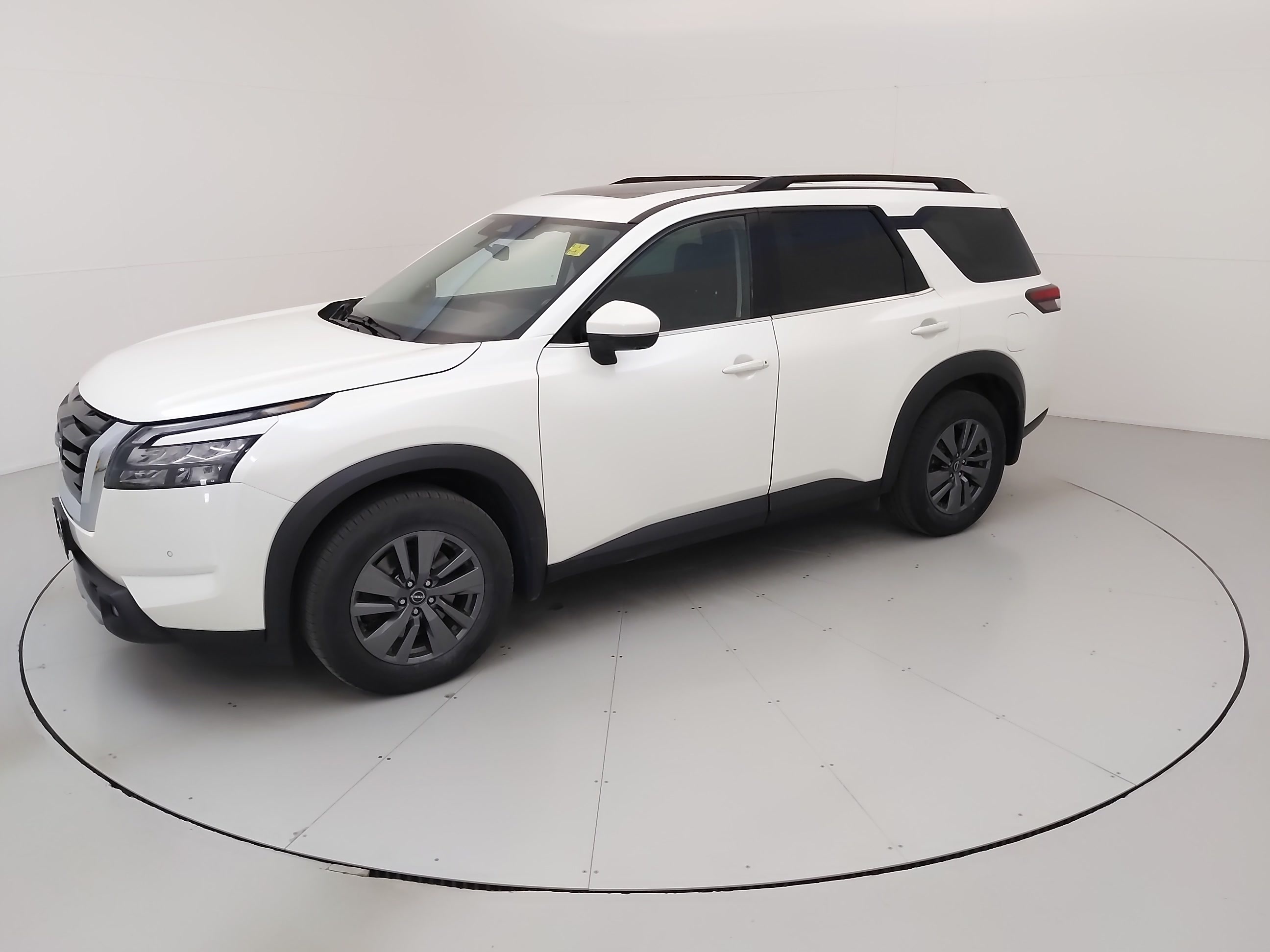 Nissan Pathfinder 2024