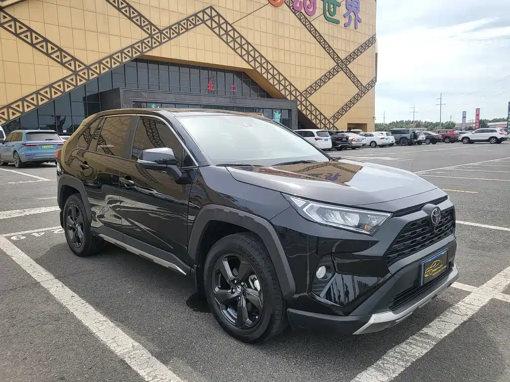Toyota RAV4 2022