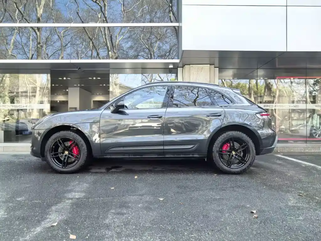Porsche Macan 2024
