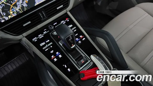 Porsche Cayenne 2020