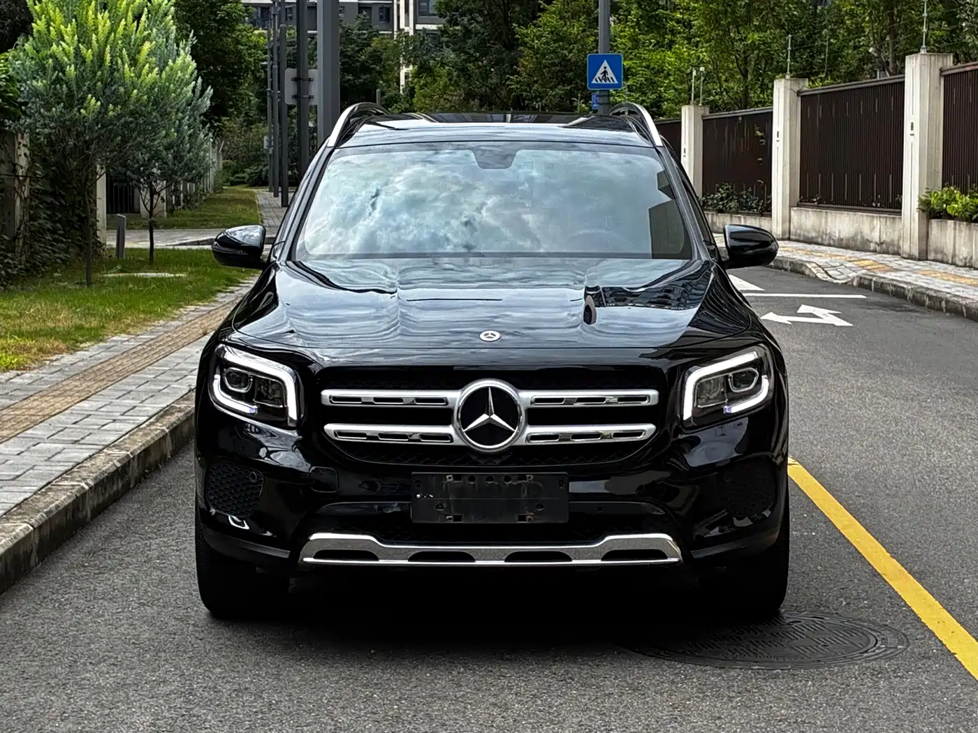 Mercedes-Benz GLB 2021