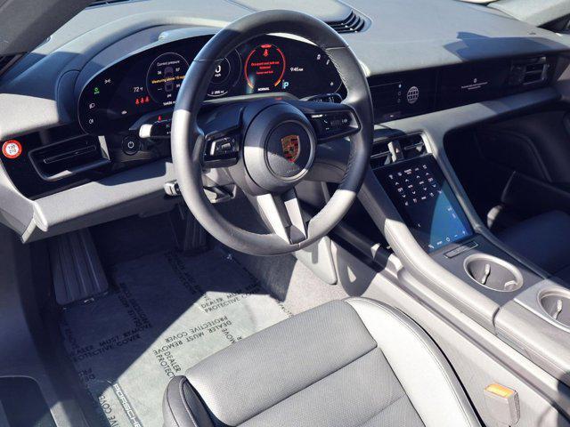Porsche Taycan 2023