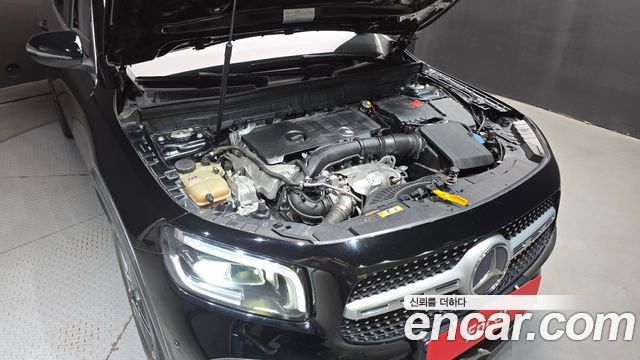 Mercedes-Benz GLB 2021
