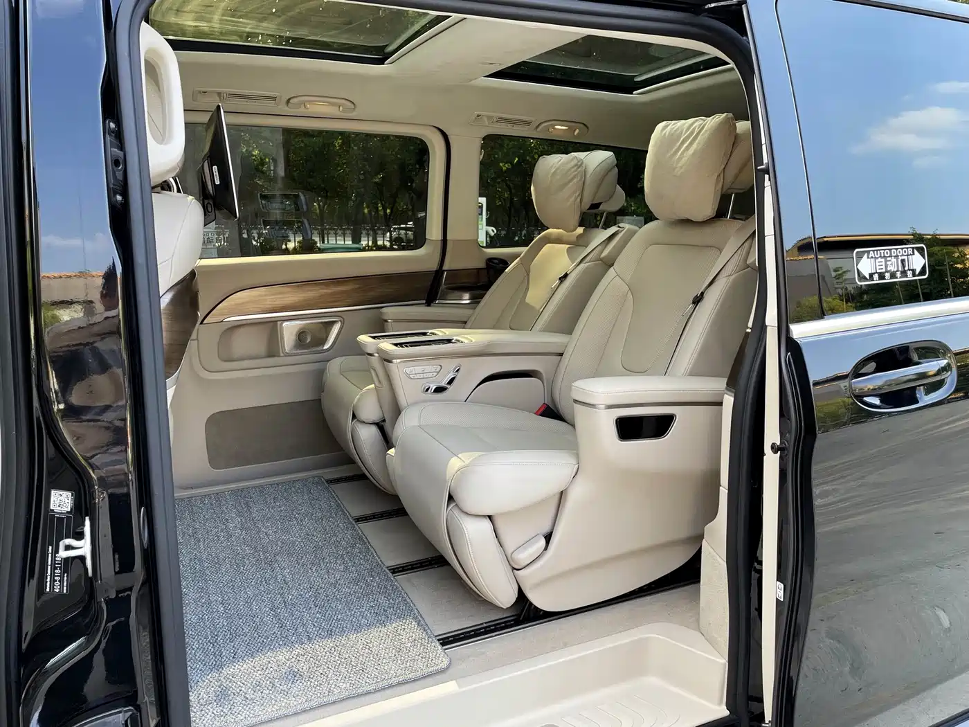 Mercedes-Benz V-Класс 2023