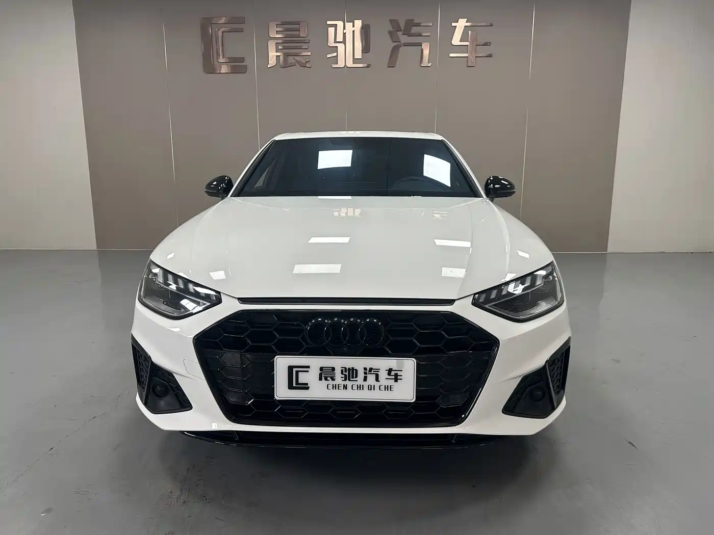 Audi A4 2023