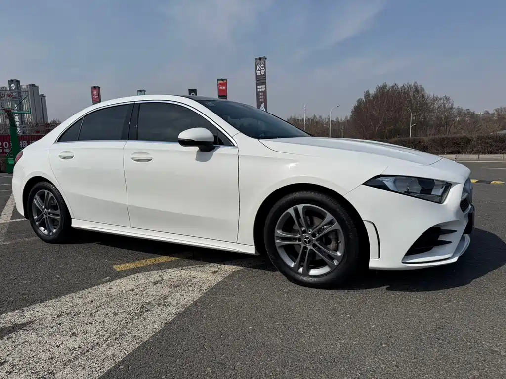 Mercedes-Benz A-Класс 2022