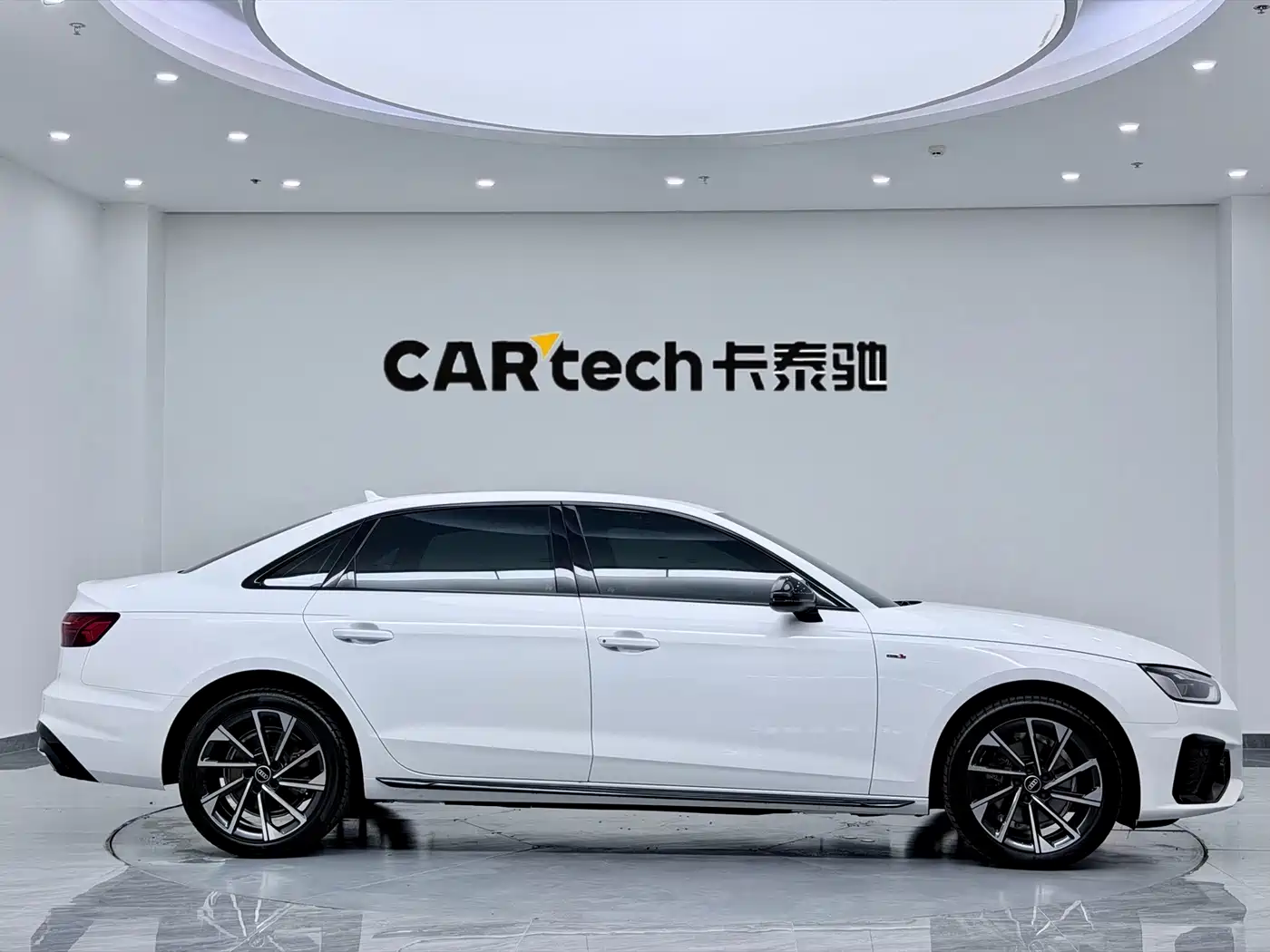 Audi A4 2023