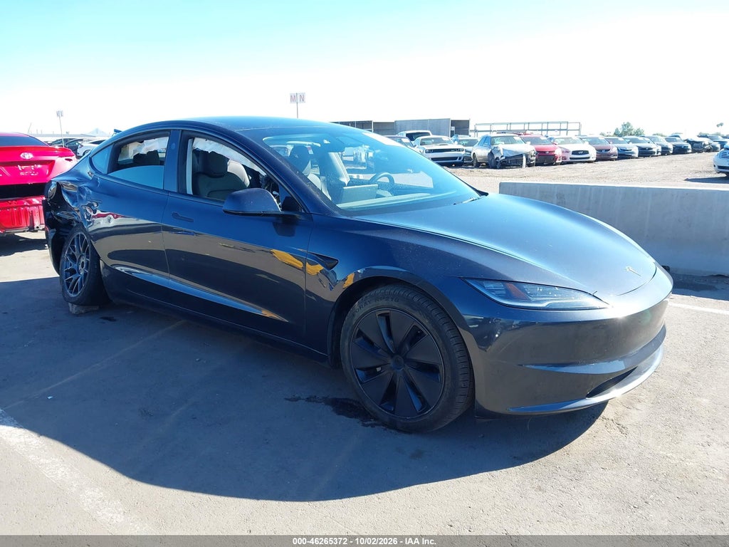 Tesla Model 3 2024