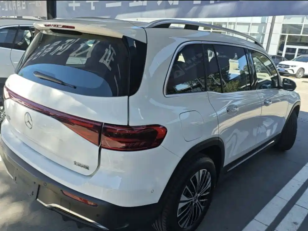 Mercedes-Benz EQB 2025