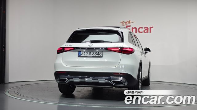 Mercedes-Benz GLC 2026