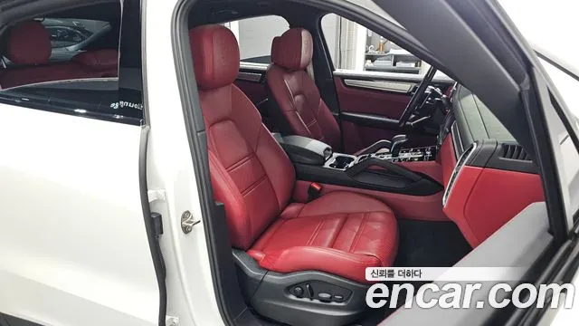 Porsche Cayenne 2023