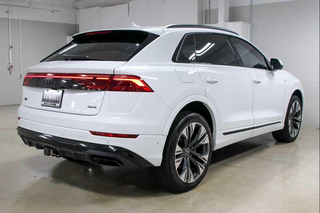Audi Q8 2025
