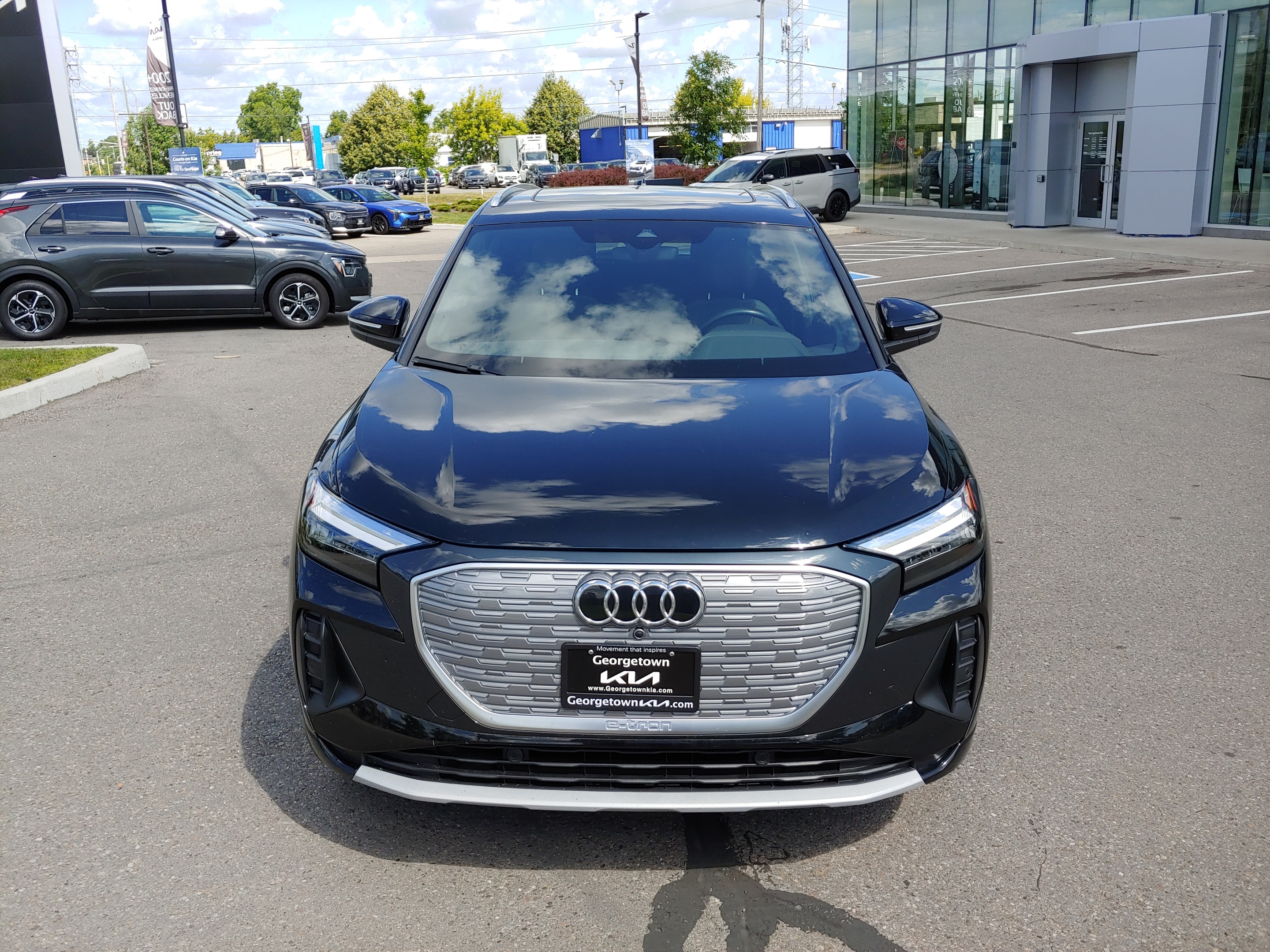 Audi Q4 e-tron 2023