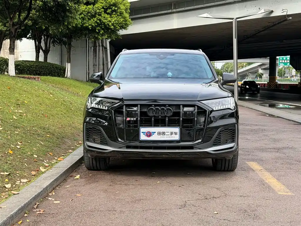 Audi Q7 2024