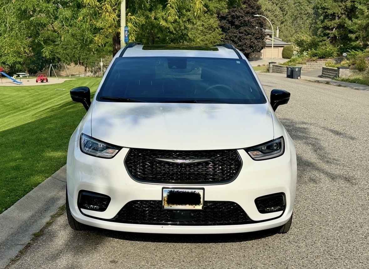 Chrysler Pacifica 2023