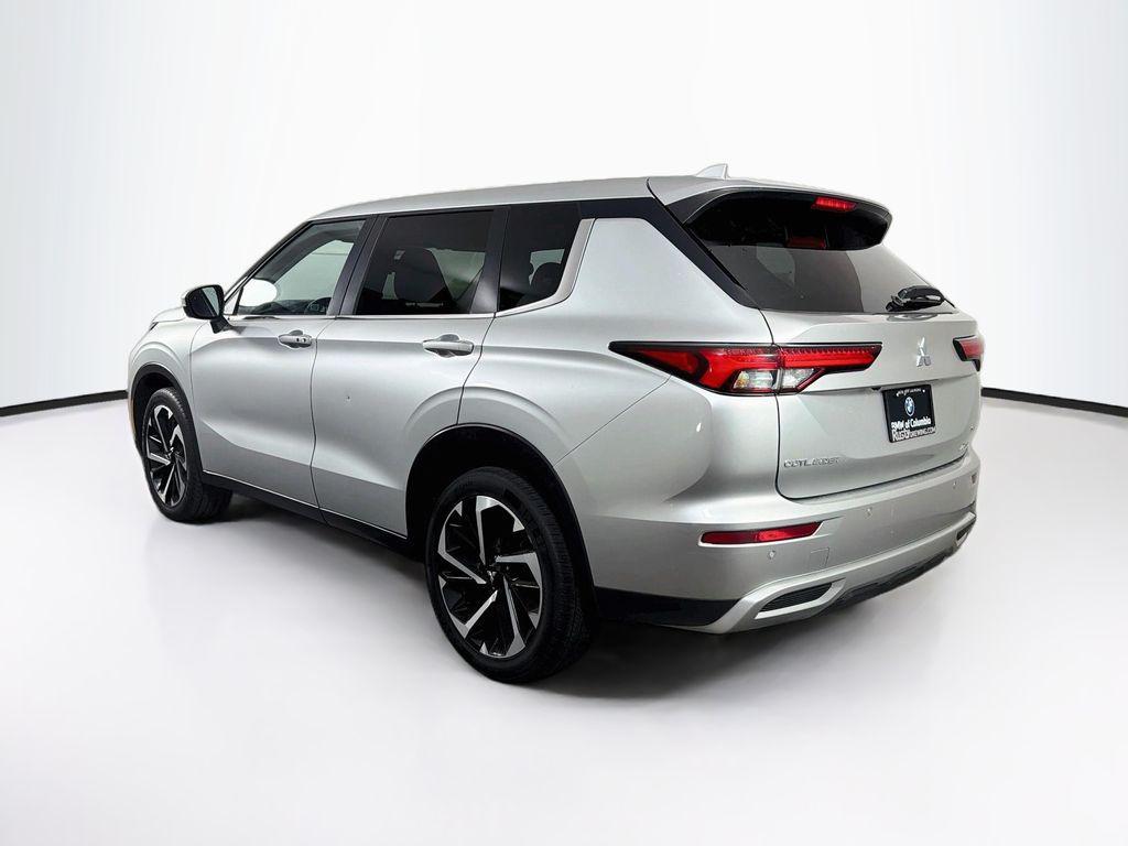 Mitsubishi Outlander 2024