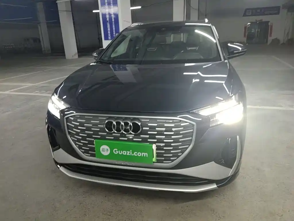 Audi Q4 e-tron 2024