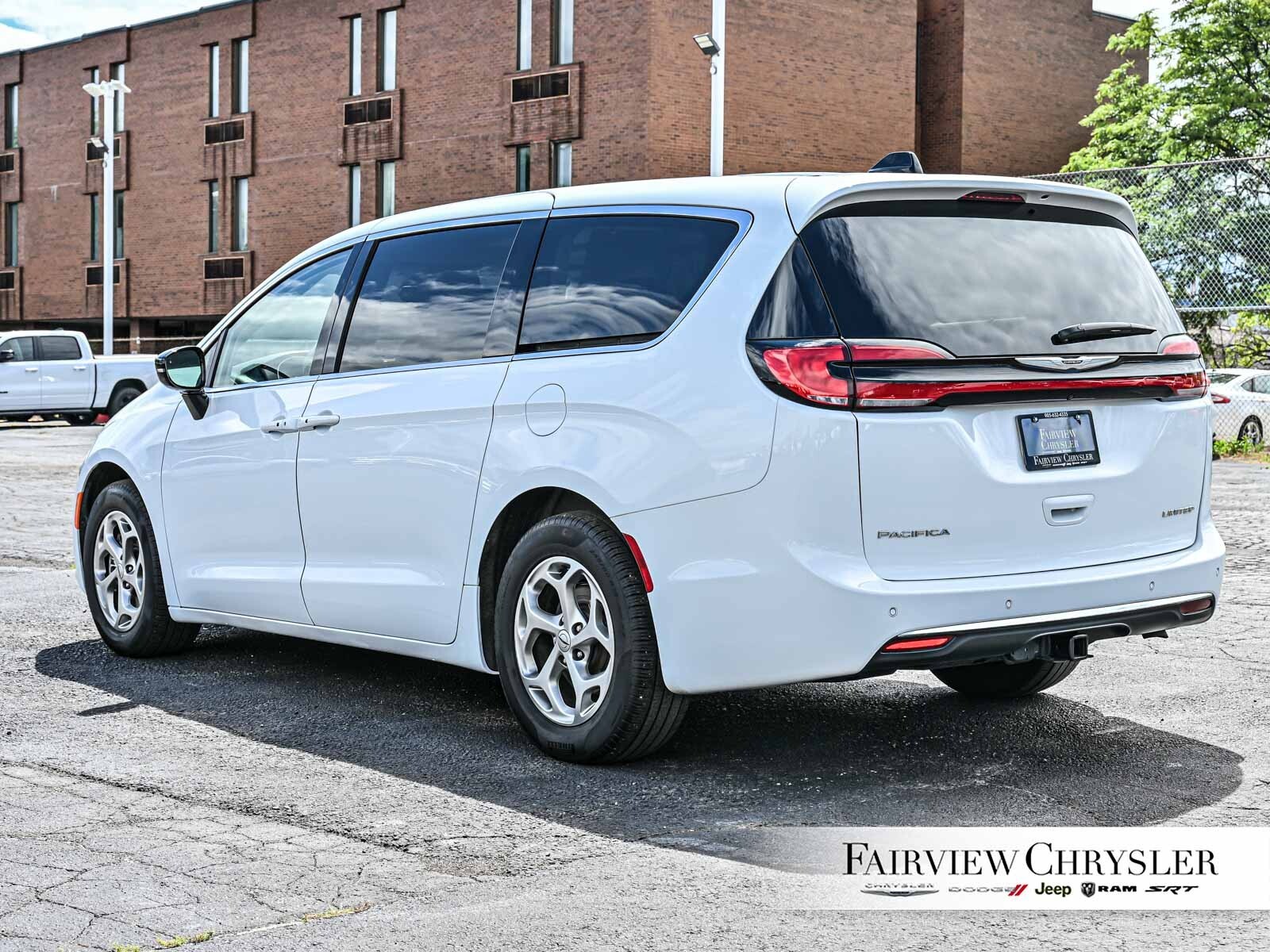 Chrysler Pacifica 2024