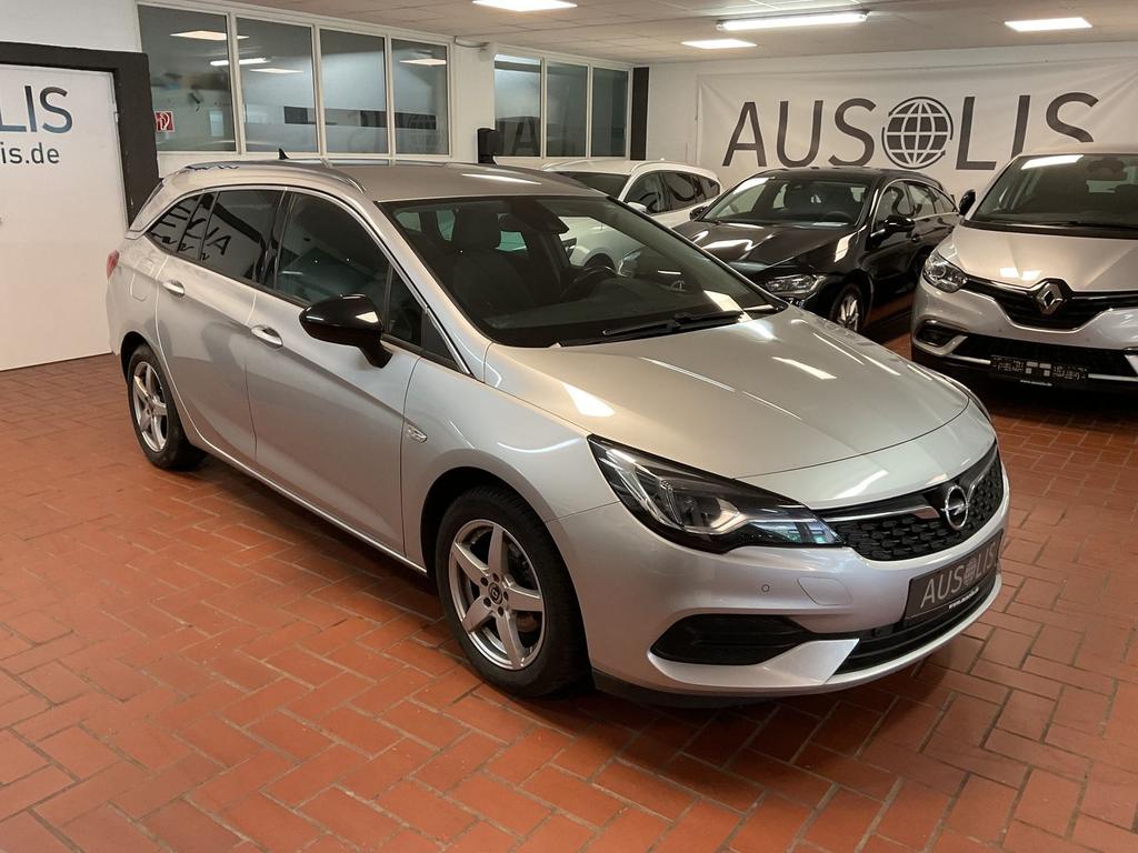 Opel Astra 2022