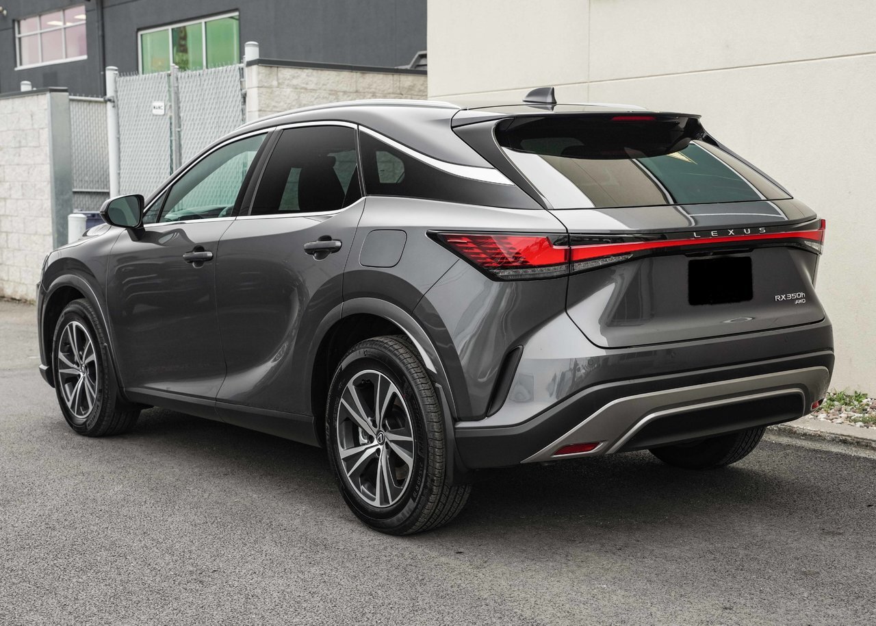 Lexus RX 2025
