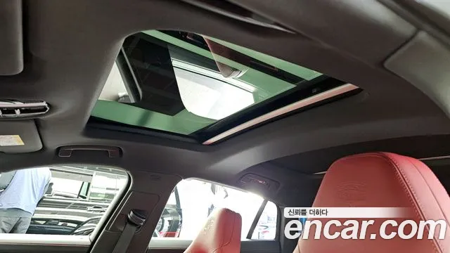 Porsche Panamera 2023