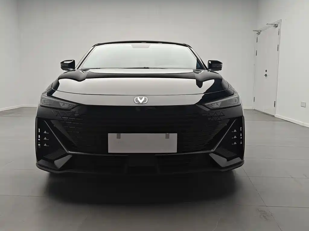 Changan UNI-V 2023