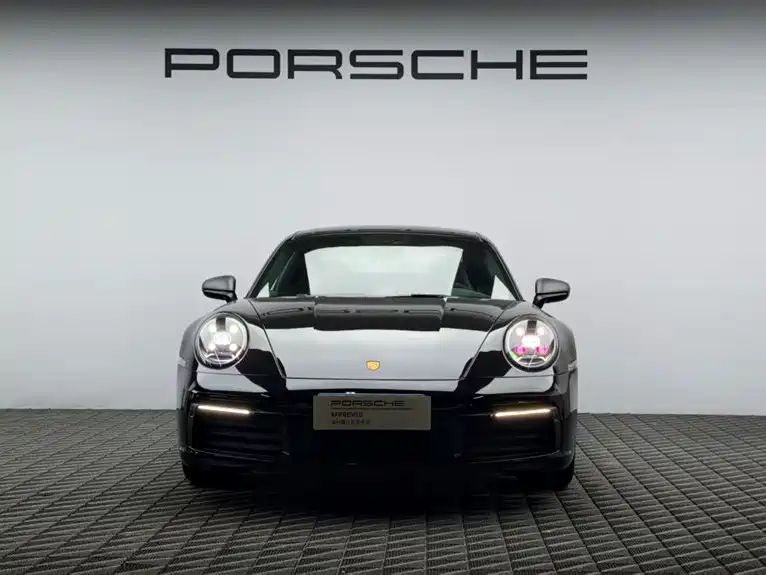 Porsche 911 2023